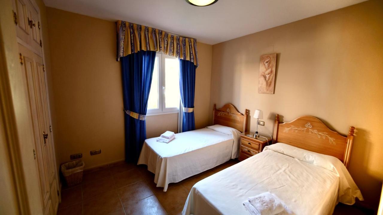 Marbella Beach Resort At Club Playa Real Exterior photo