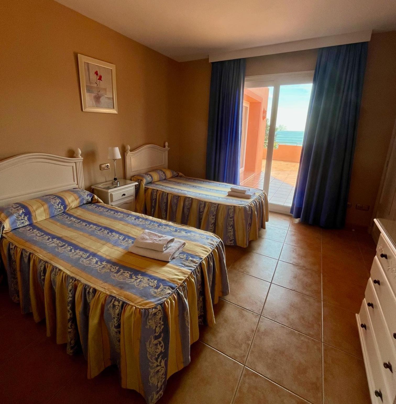 Marbella Beach Resort At Club Playa Real Exterior photo